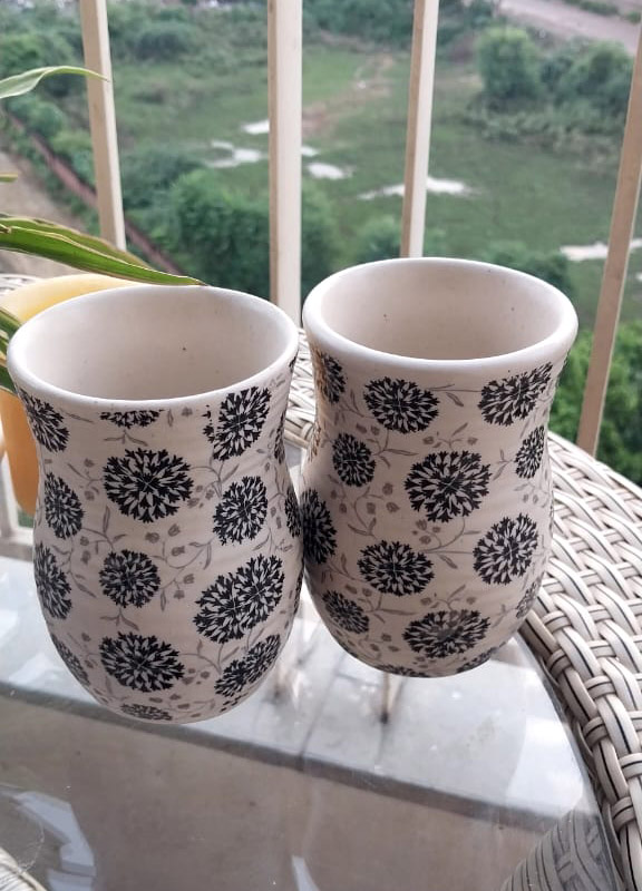 Flower-Art White-Black Cups (Set of 2)