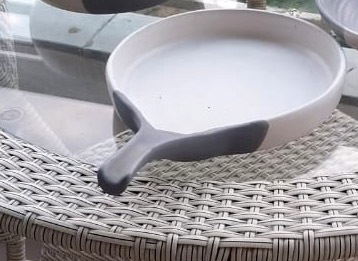 Pizza Plate with Handle