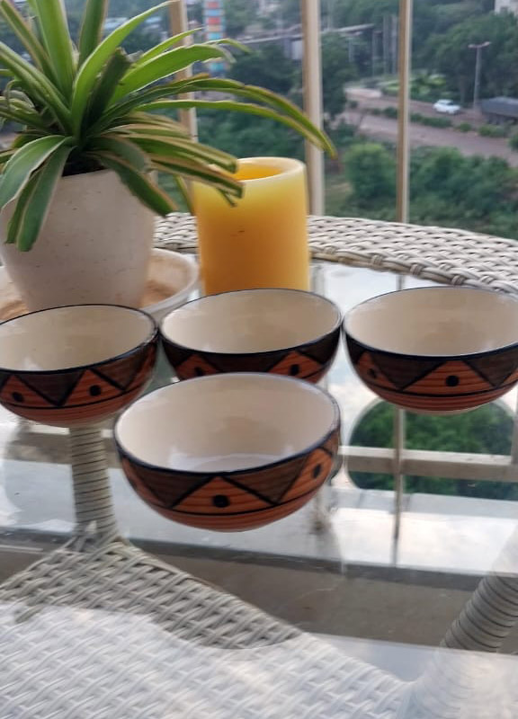 Brown Patterned Bowls